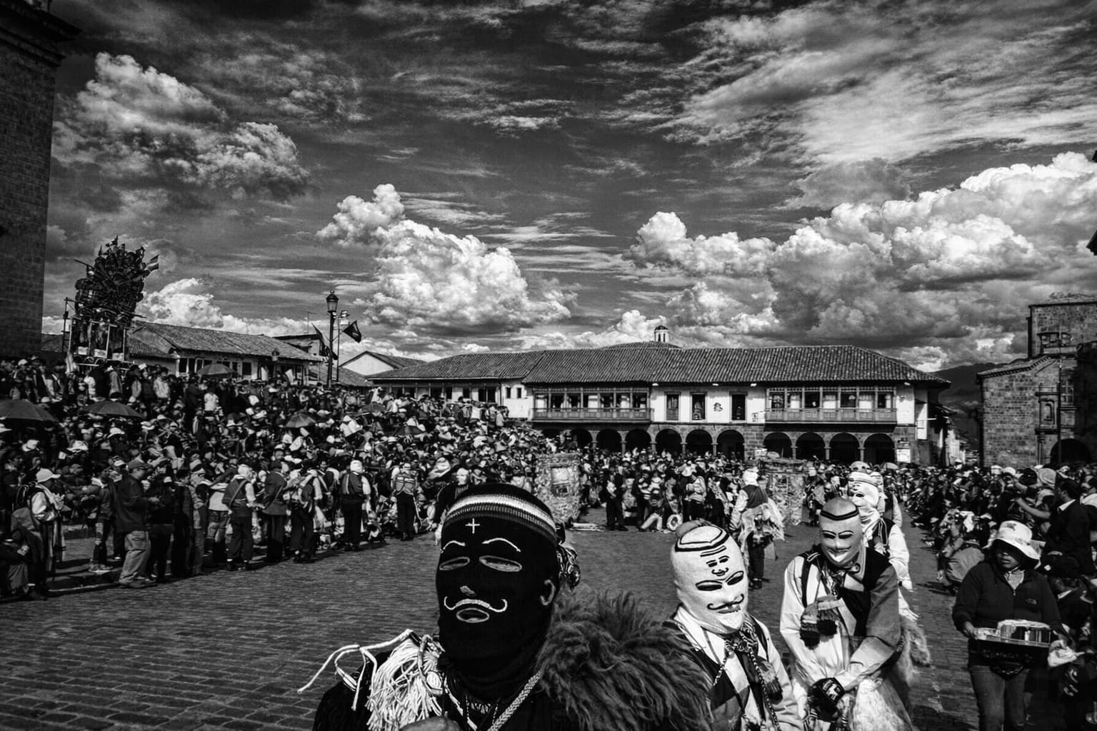Corpus Christi – Fé em Preto e Branco